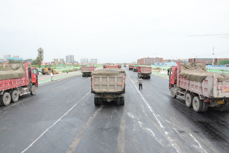 邯鄲市趙王大街道路工程（邯臨公路至人民路段）PPP項目于近日開(kāi)始施工