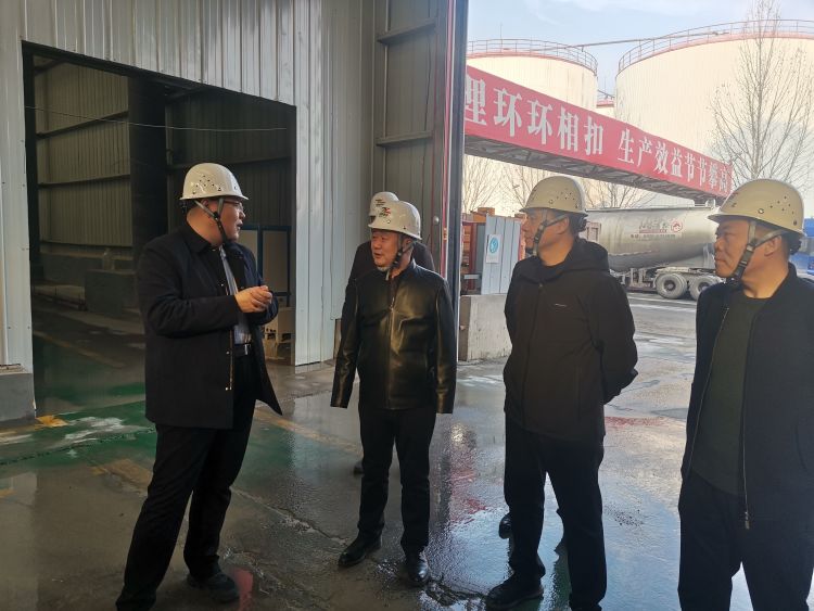 市交投集團組織對恒質(zhì)公司進(jìn)行安全生產(chǎn)檢查