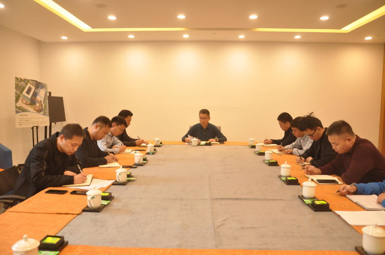 樞紐公司傳達學(xué)習市交投集團 黨委擴大會(huì )議精神